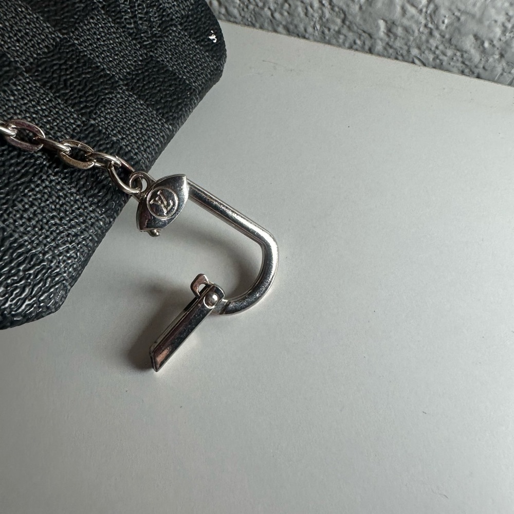 Louis Vuitton Black Zippered Coin Pouch - Picture 5 of 5